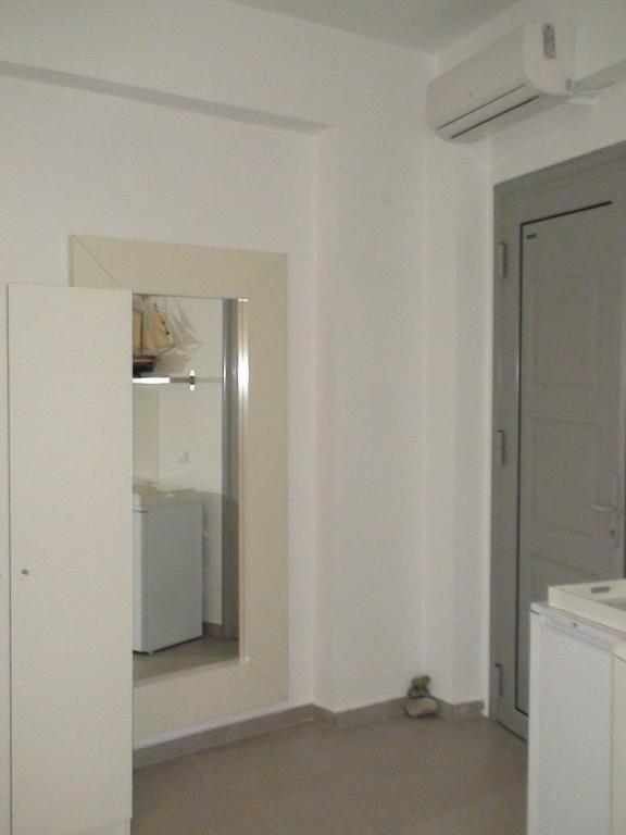 Center House Apartment Kassandria Bagian luar foto