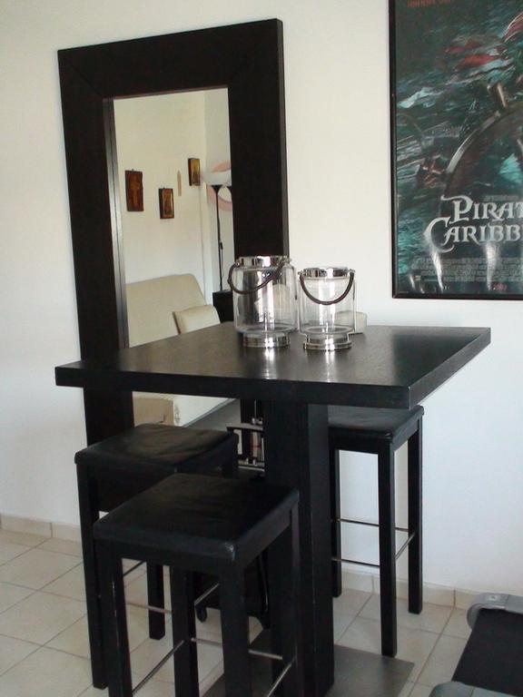 Center House Apartment Kassandria Bagian luar foto